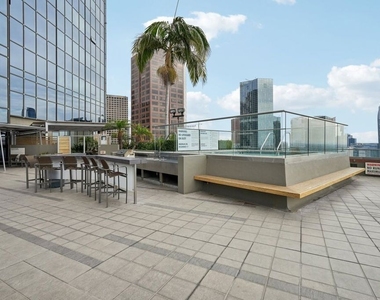 1100 Wilshire Boulevard - Photo Thumbnail 28