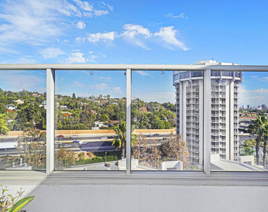 171 N Church Lane - Photo Thumbnail 4