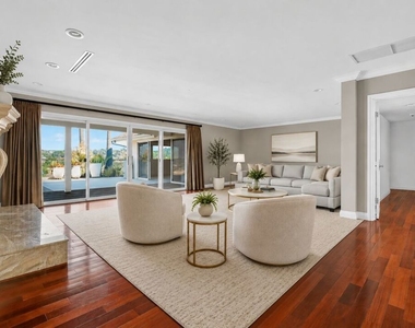 4186 Regal Oak Drive - Photo Thumbnail 16