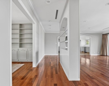 4186 Regal Oak Drive - Photo Thumbnail 13