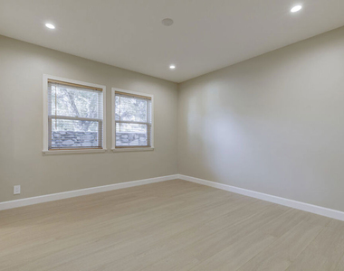 10529 Mount Gleason Avenue - Photo Thumbnail 21