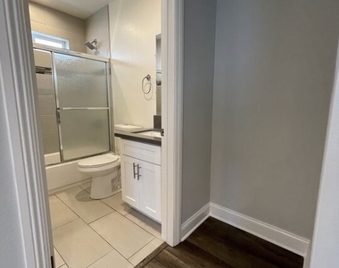 4710 Maplewood Avenue - Photo Thumbnail 13
