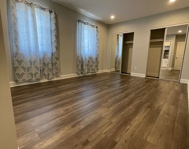 4710 Maplewood Avenue - Photo Thumbnail 21