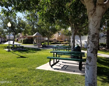 1690 Tanglebush Lane - Photo Thumbnail 15