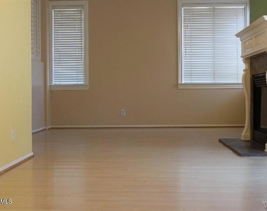 1690 Tanglebush Lane - Photo Thumbnail 4