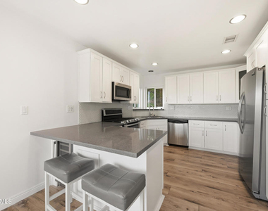 5076 Escobedo Drive - Photo Thumbnail 9