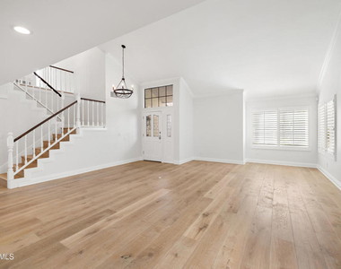 5442 Alfonso Drive - Photo Thumbnail 2