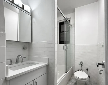 1134 Madison Avenue - Photo Thumbnail 2