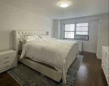 401 East 89th Street - Photo Thumbnail 6
