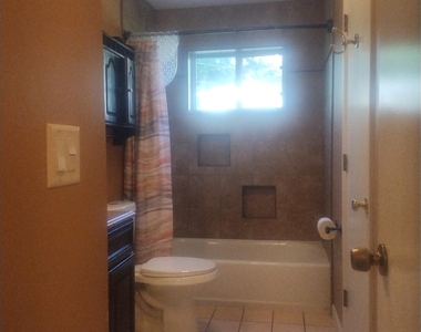 38 Richmond Place - Photo Thumbnail 14