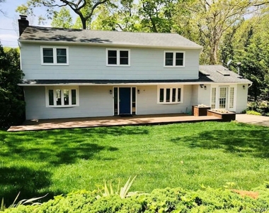41 Columbine Avenue N - Photo Thumbnail 1
