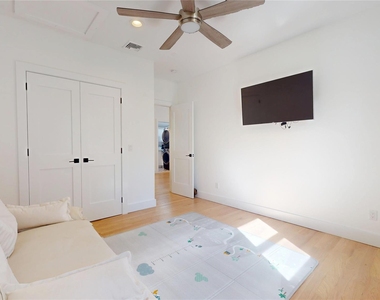 5 Halsey Avenue - Photo Thumbnail 16