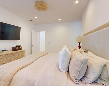 5 Halsey Avenue - Photo Thumbnail 3