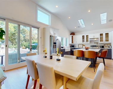 5 Halsey Avenue - Photo Thumbnail 19