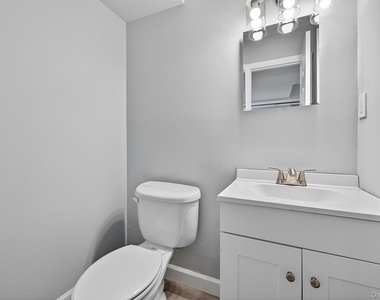 2722 Whispering Hills - Photo Thumbnail 10