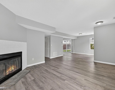 2722 Whispering Hills - Photo Thumbnail 4