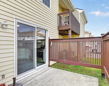 2722 Whispering Hills - Photo Thumbnail 25