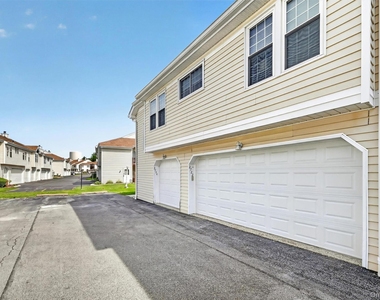 2722 Whispering Hills - Photo Thumbnail 24