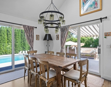 28 Windermere Drive - Photo Thumbnail 4