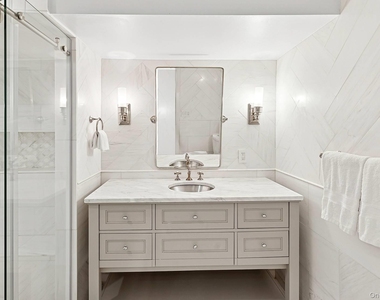 28 Windermere Drive - Photo Thumbnail 17