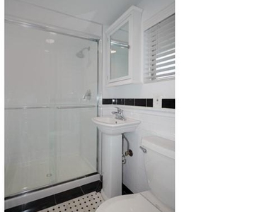 22 Park Avenue - Photo Thumbnail 8