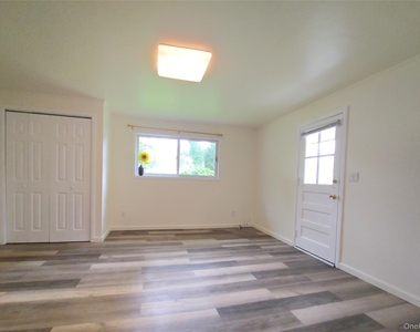 11 Howard Street - Photo Thumbnail 15