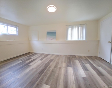 11 Howard Street - Photo Thumbnail 14