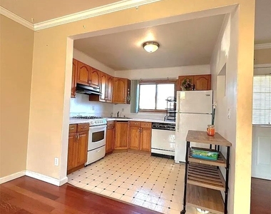 11 Howard Street - Photo Thumbnail 7