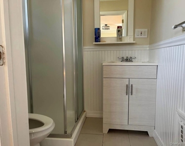 1539 Park Avenue - Photo Thumbnail 9