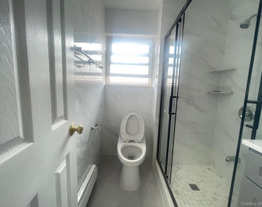 4316 223rd Street - Photo Thumbnail 7