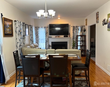 1 Harmony Lane - Photo Thumbnail 8