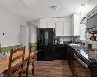 205 Monument Road - Photo Thumbnail 11