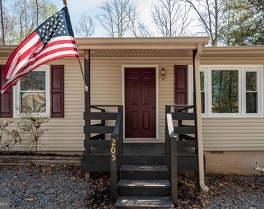 205 Monument Road - Photo Thumbnail 2
