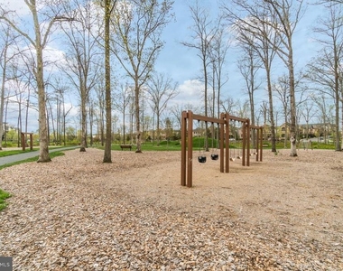 44721 Ellsworth Terrace - Photo Thumbnail 45