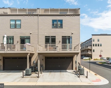44721 Ellsworth Terrace - Photo Thumbnail 38