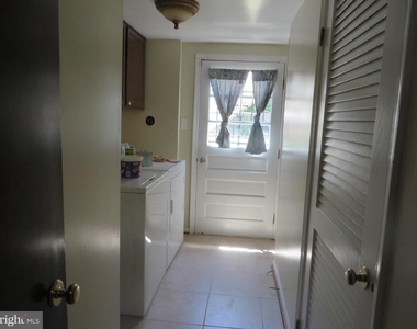 1405 Dade Lane - Photo Thumbnail 19