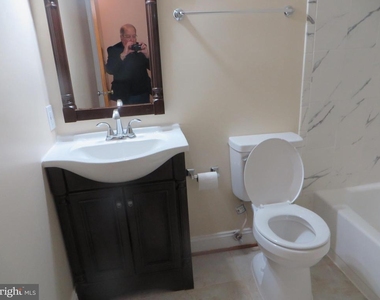 1405 Dade Lane - Photo Thumbnail 9