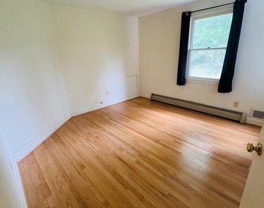 4046 Elizabeth Lane - Photo Thumbnail 18