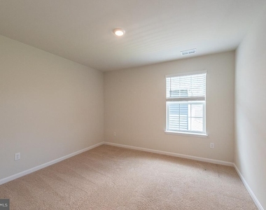 5213 Crooked Lane - Photo Thumbnail 16