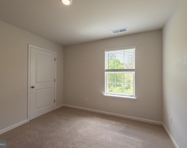 5213 Crooked Lane - Photo Thumbnail 18