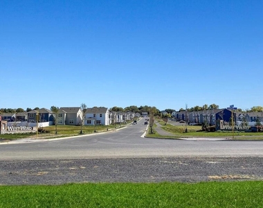 118 Medley Way - Photo Thumbnail 36
