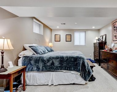 9920 Pinehurst Avenue - Photo Thumbnail 21