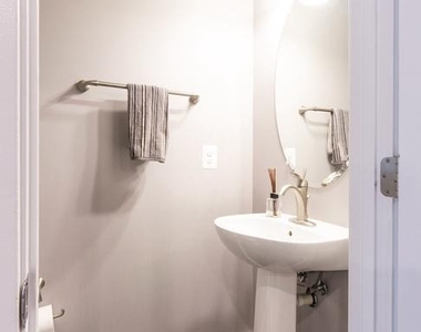 2203 Richmond Highway - Photo Thumbnail 22