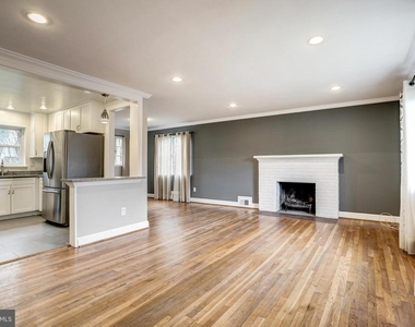 6718 Williamsburg Boulevard - Photo Thumbnail 3