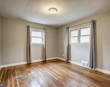 6718 Williamsburg Boulevard - Photo Thumbnail 13