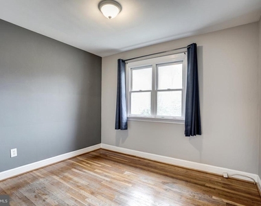 6718 Williamsburg Boulevard - Photo Thumbnail 14