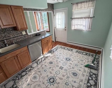 9944 Ferndale Street - Photo Thumbnail 6