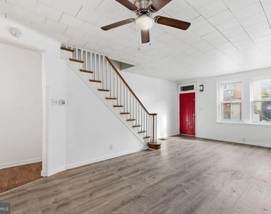 4120 N Darien Street - Photo Thumbnail 3
