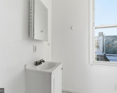 2236 W Firth Street - Photo Thumbnail 9