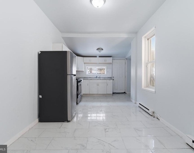 862 E Cornwall Street - Photo Thumbnail 5